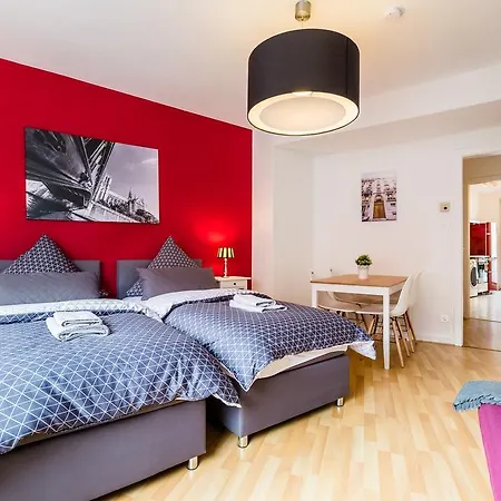 Apart2stay Apartment *